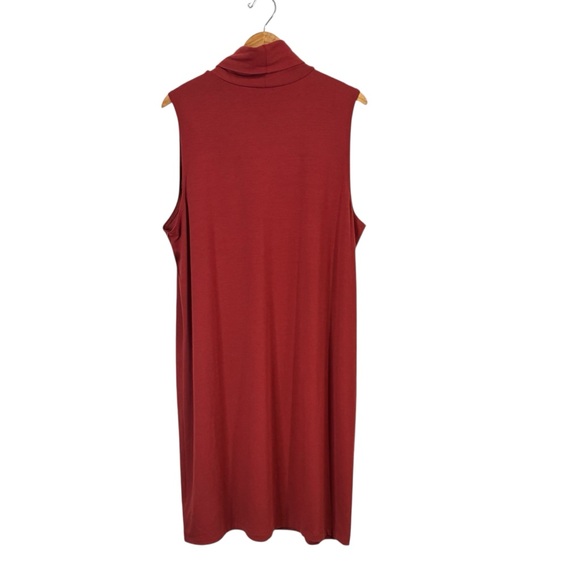 OLD NAVY Rust Mock Neck Sleeveless Shift Dress - Picture 4 of 7